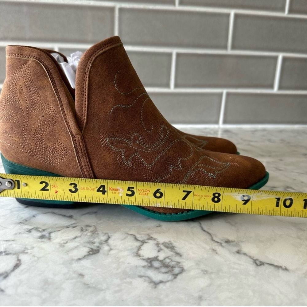 Jolimall cowboy booties brown and teal size 9 - Picture 6 of 7